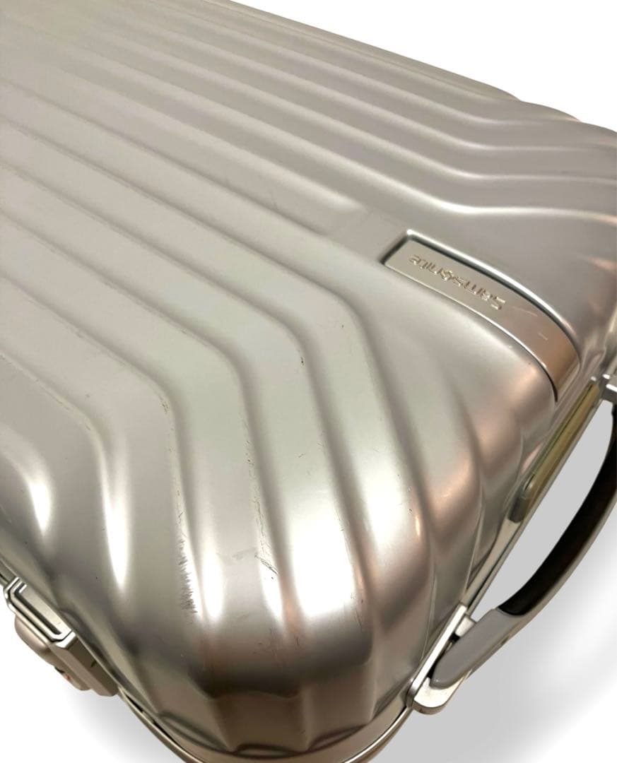 機内持込可能 サムソナイト ハードキャリー トゥルーフレーム 32L