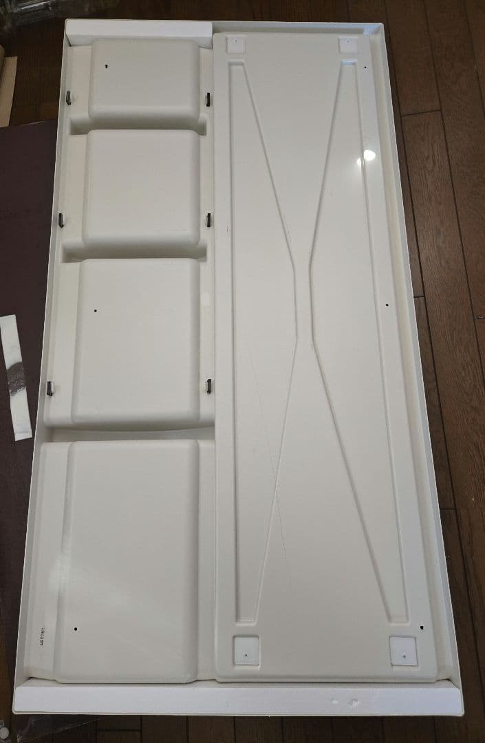 LIXIL YR-612G 本体のみ　ミラー部分おまけ　浴室キャビネット　棚