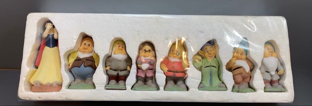 ☆未使用☆ ディズニー　白雪姫　七人の小人　ガーデニング　置物