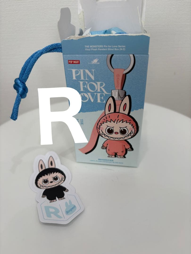 Labubu アルファベット【R】ラブブ ぬいぐるみ ペンダント popmart