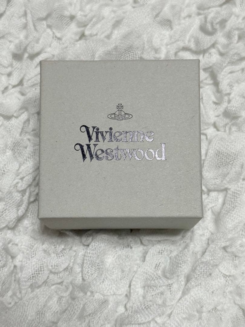 【ゆきの】Vivienne Westwood ピアス(Dragon)
