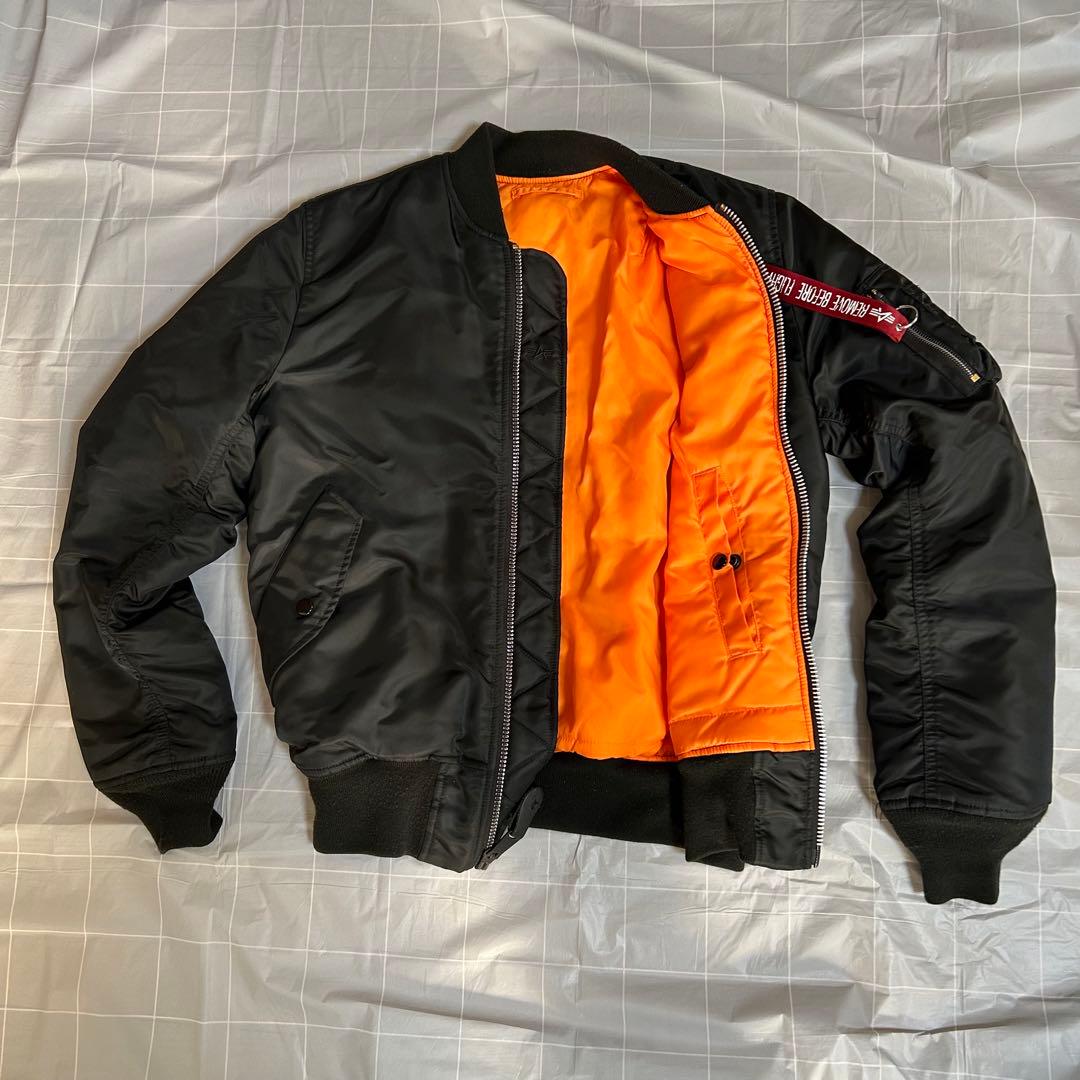 【美品】ALPHA INDUSTRIES MA-1 フライトジャケット BK M