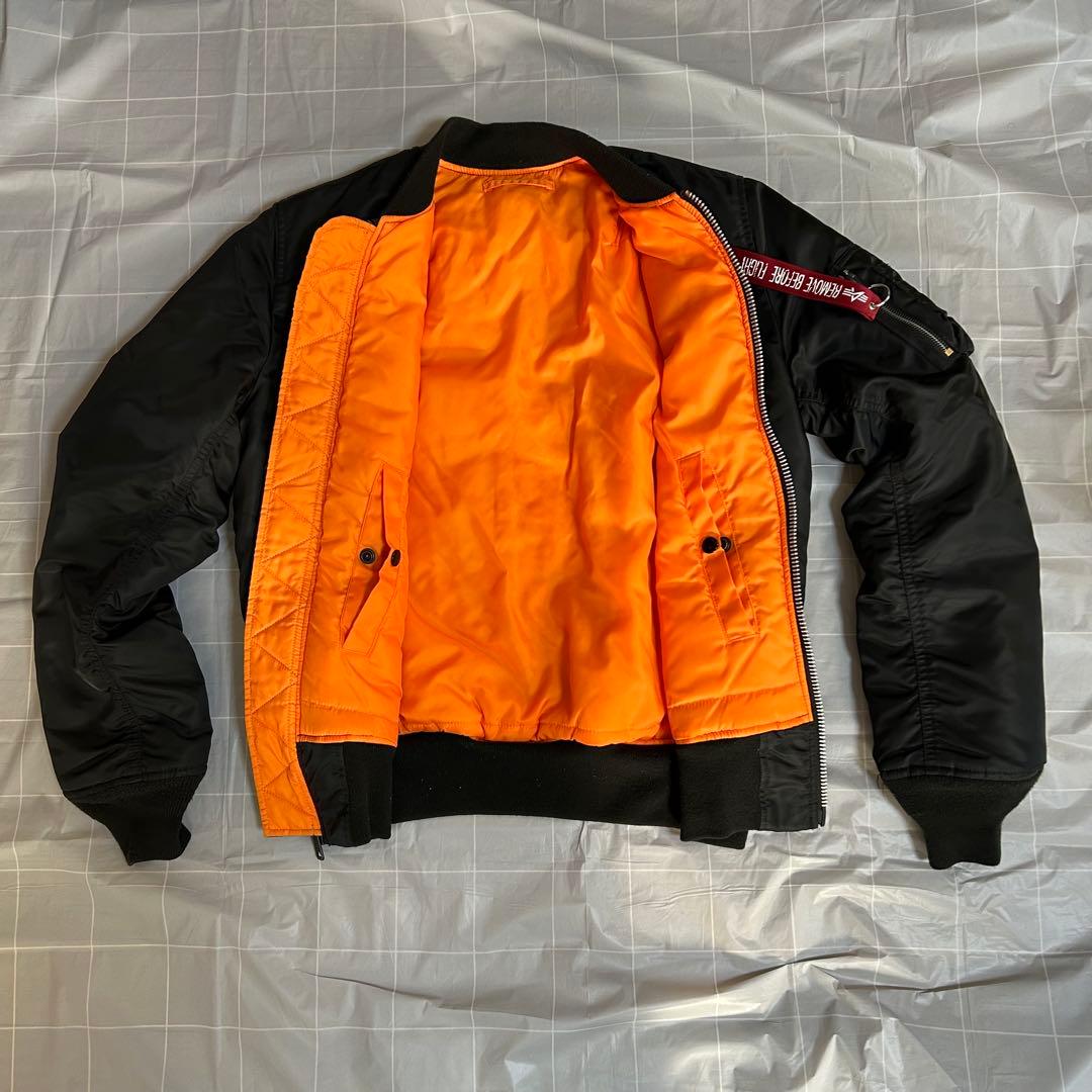【美品】ALPHA INDUSTRIES MA-1 フライトジャケット BK M