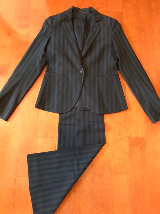 セオリー パンツスーツ　美品