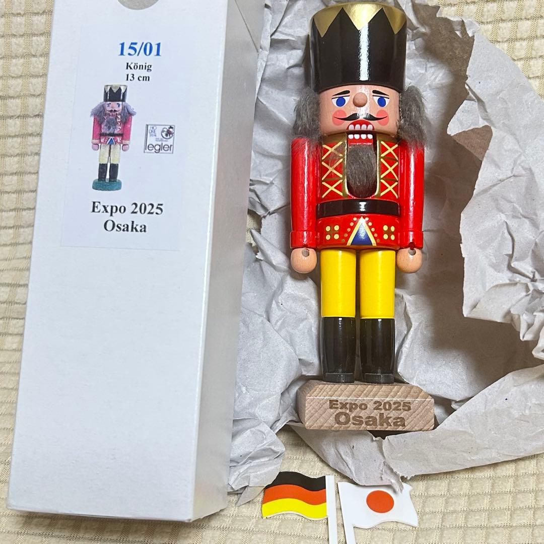 大阪関西万博 ドイツ館 くるみ割り人形 ドイツパビリオン 人形陶器