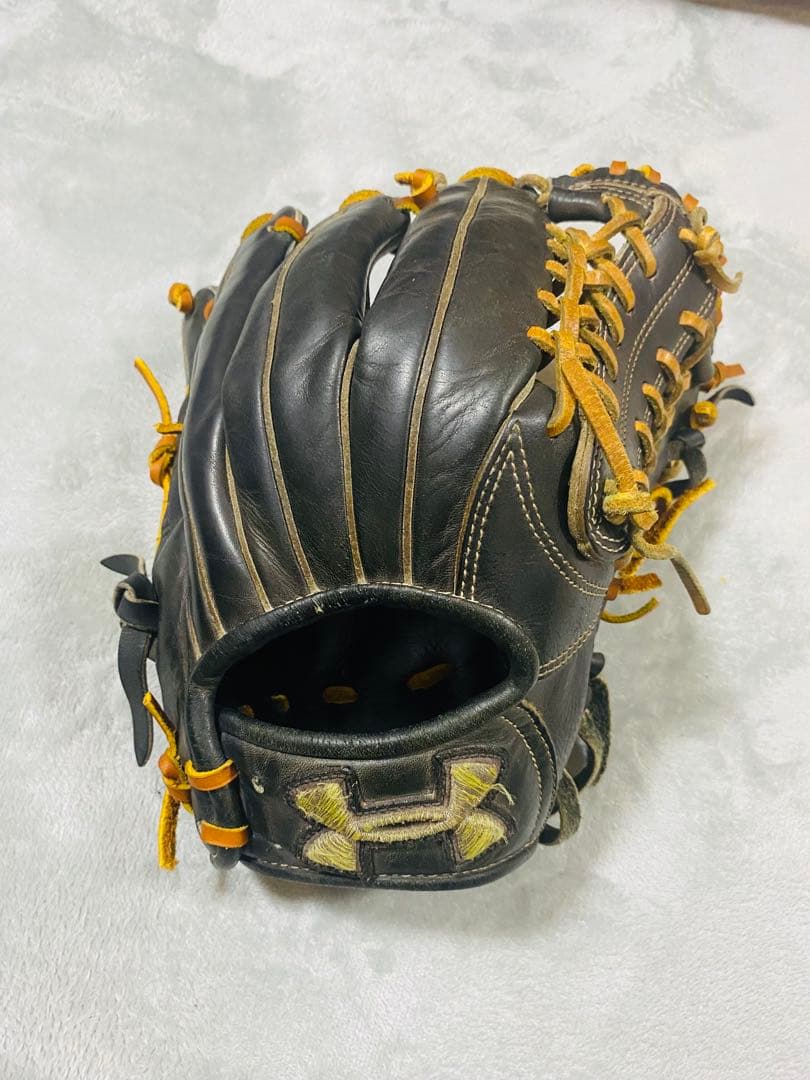 少年軟式用(外野手用)アンダーアーマー 糸井モデル風カスタムグラブ