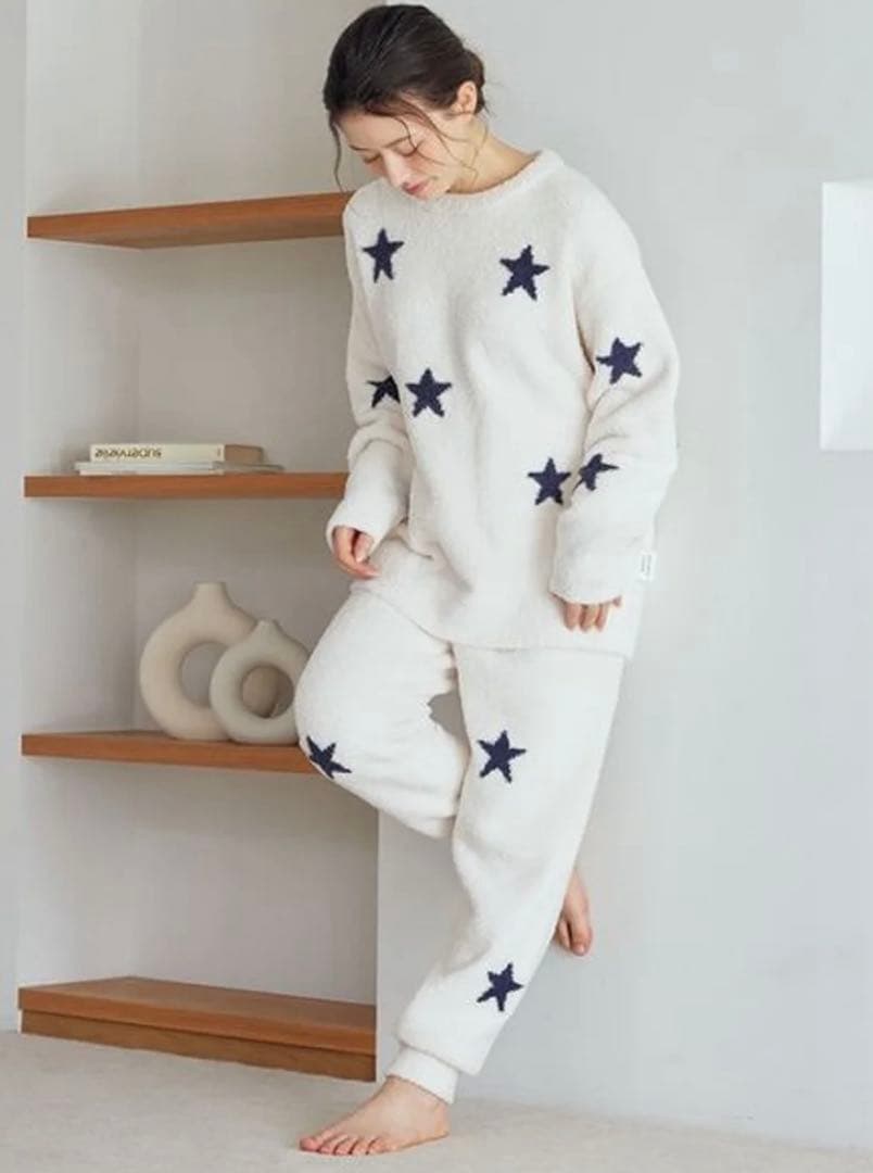 美品 ジェラートピケ パウダースタージャガード　ロングパンツ