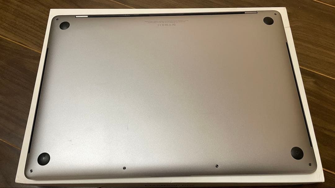 Apple MacBook pro 2018 スペースグレー