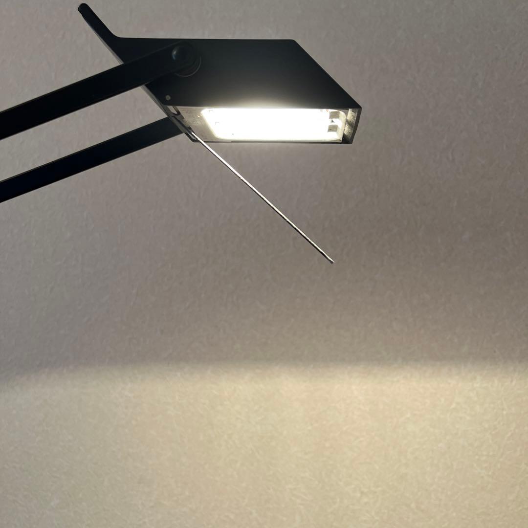 ヤマギワ アルテミデ TIZIO スタンド付き