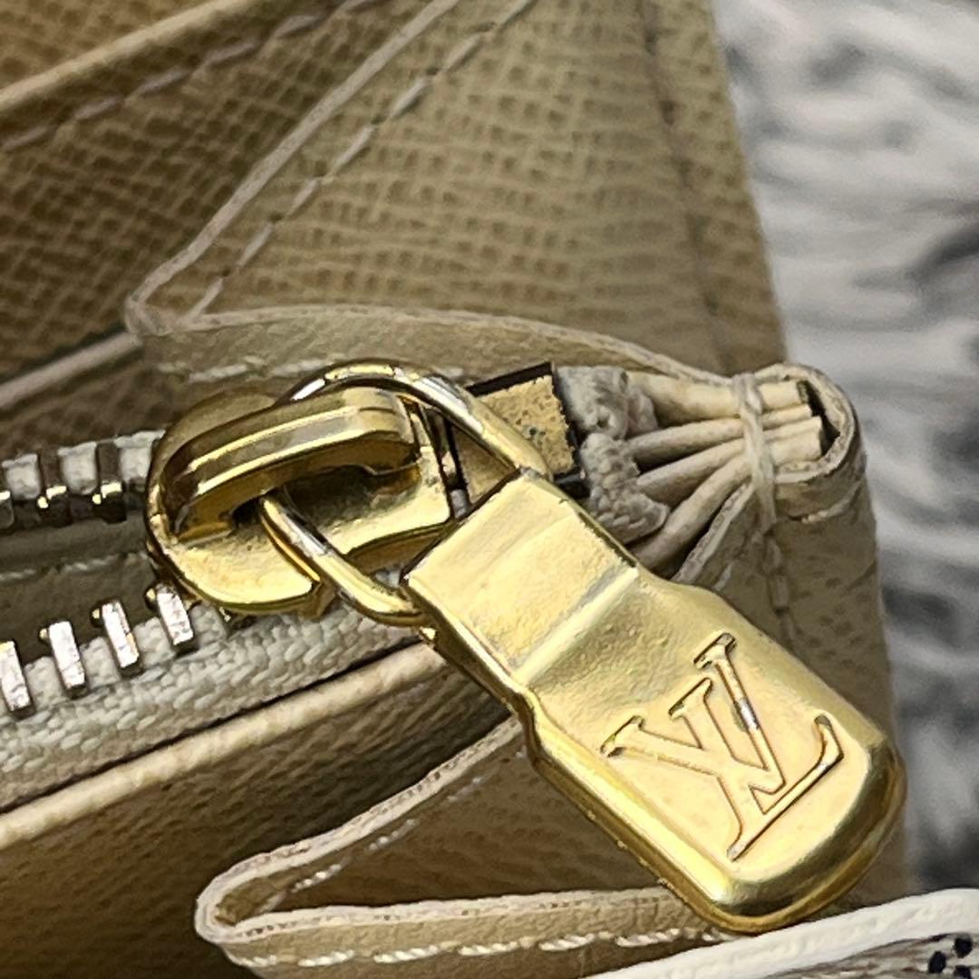 ルイヴィトン　ダミエアズール　長財布　メンズ　レディース　ホワイト