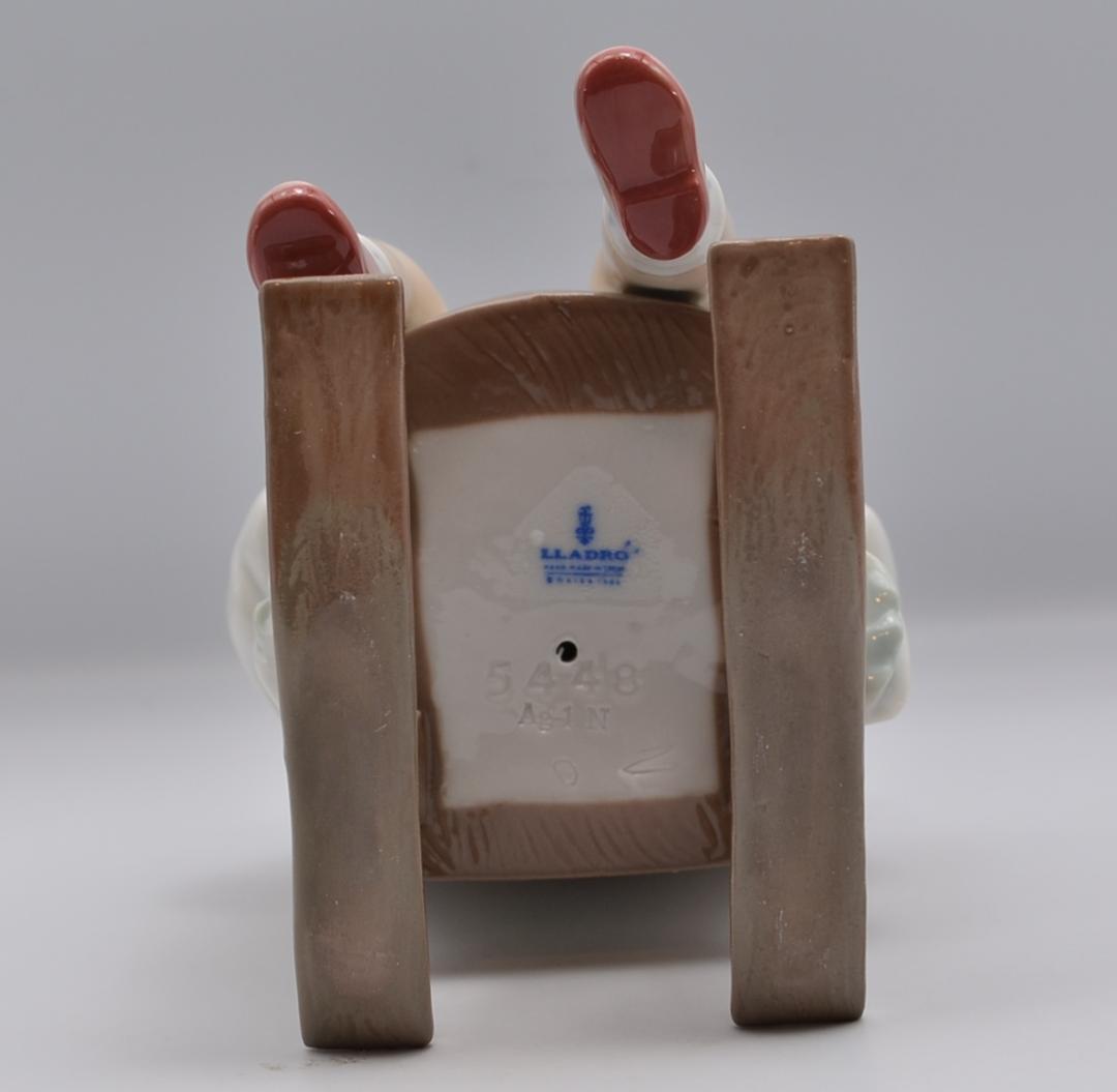 昼寝の時間　＃5448　★リヤドロ　スペイン　ポーセリン　光沢仕上　ヴィンテージ