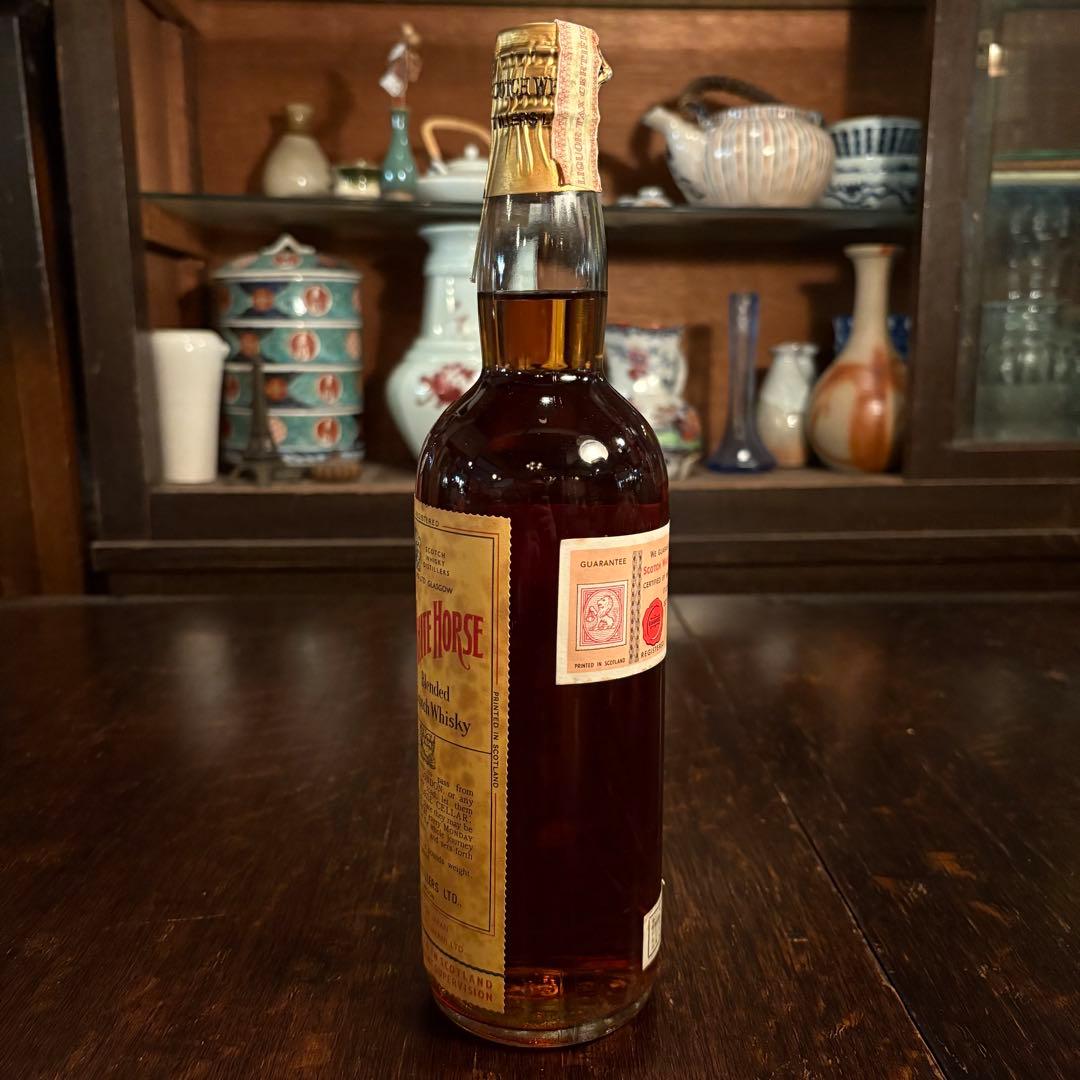 WHITE HORSE 1960年代 馬車引きラベル　2本セット