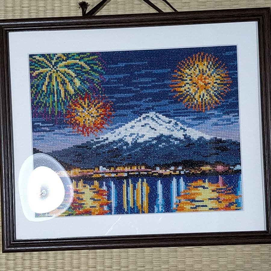 河口湖冬花火と富士山