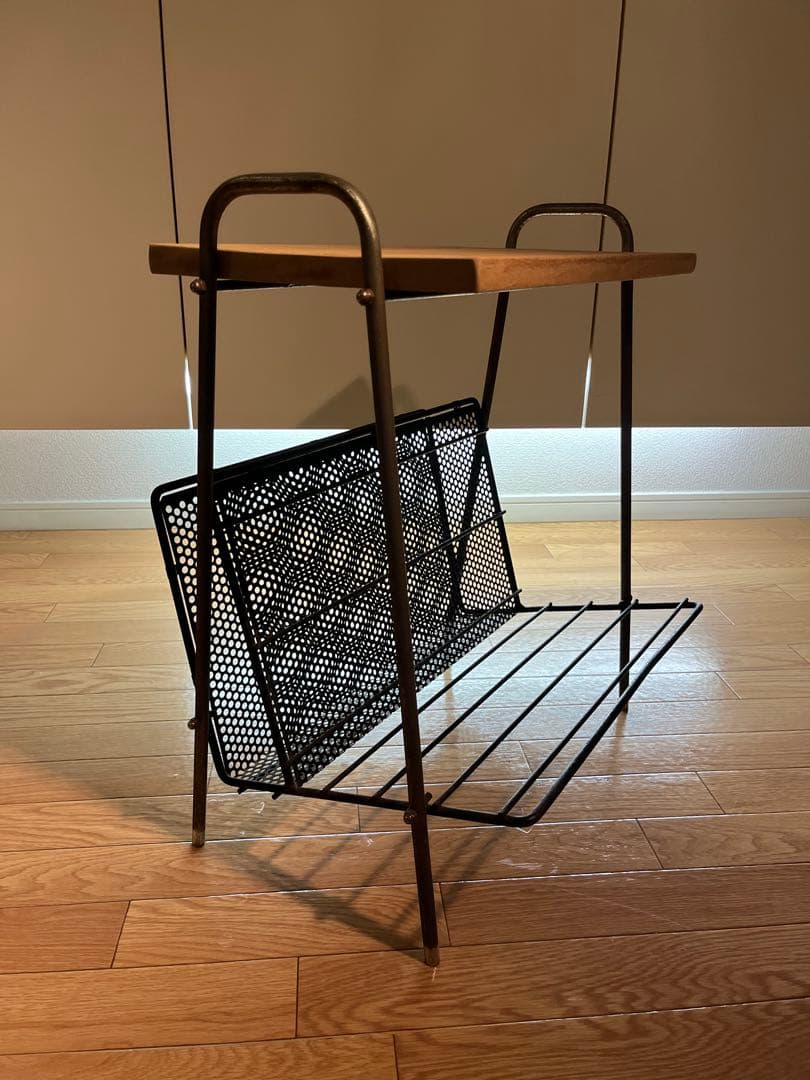 木製天板のメッシュラック