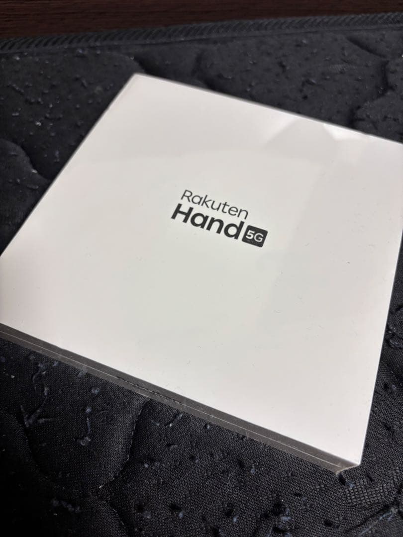 Rakuten Hand 5G 本体 未開封 クリムゾンレッド