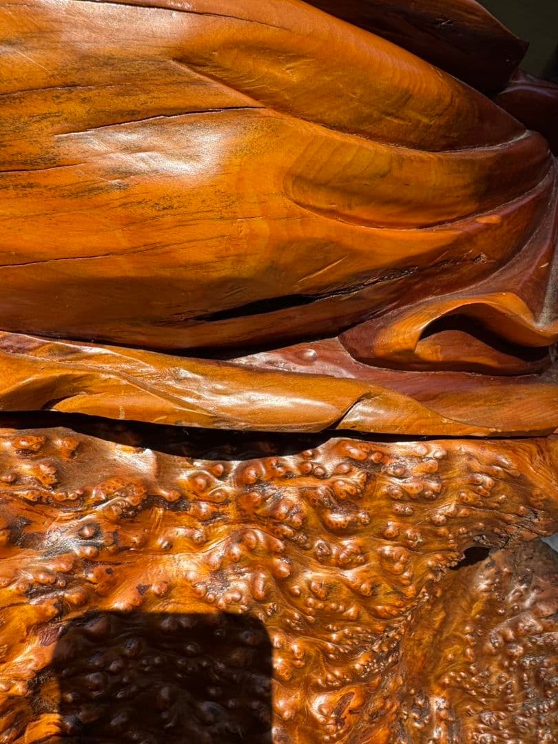 薔薇　木彫り　一刀彫り　布袋　台付き