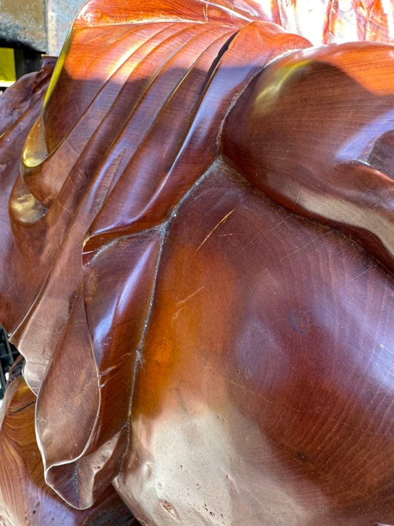 薔薇　木彫り　一刀彫り　布袋　台付き