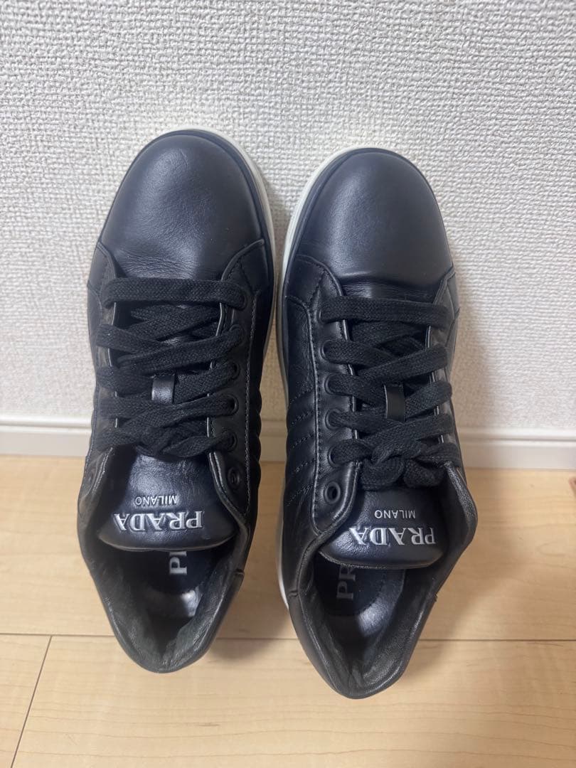 PRADA スニーカー