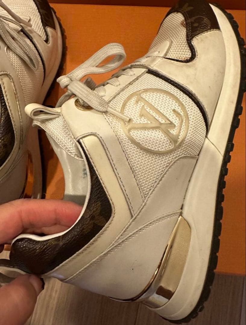 ルイ・ヴィトン ランアウェイ　スニーカー　1A4XNG