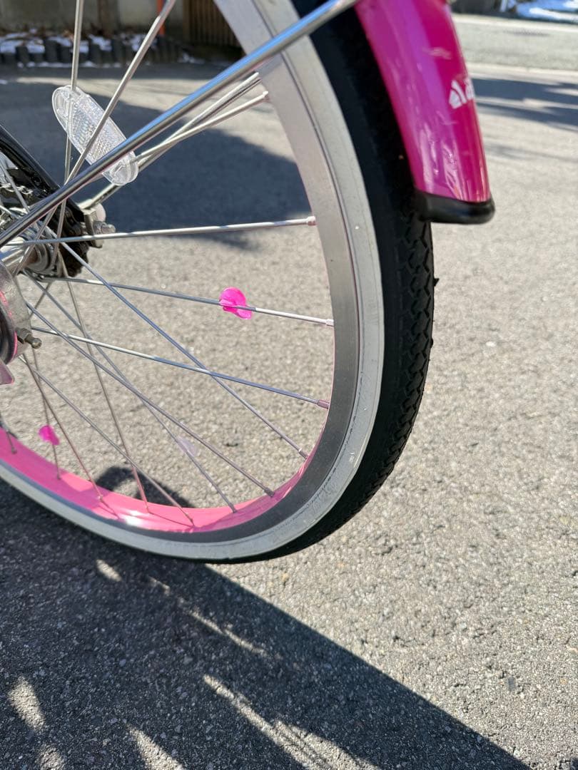 美品、子供自転車、22インチ、ピンク