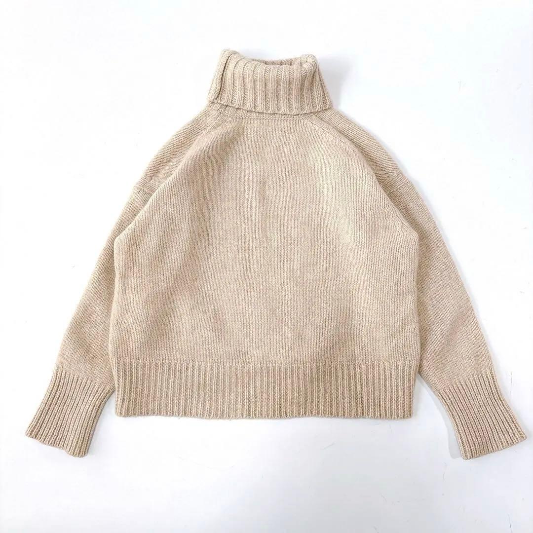 美品⁑ギャルリーヴィー　ファインウールタートルネックニット　ライトベージュ　S