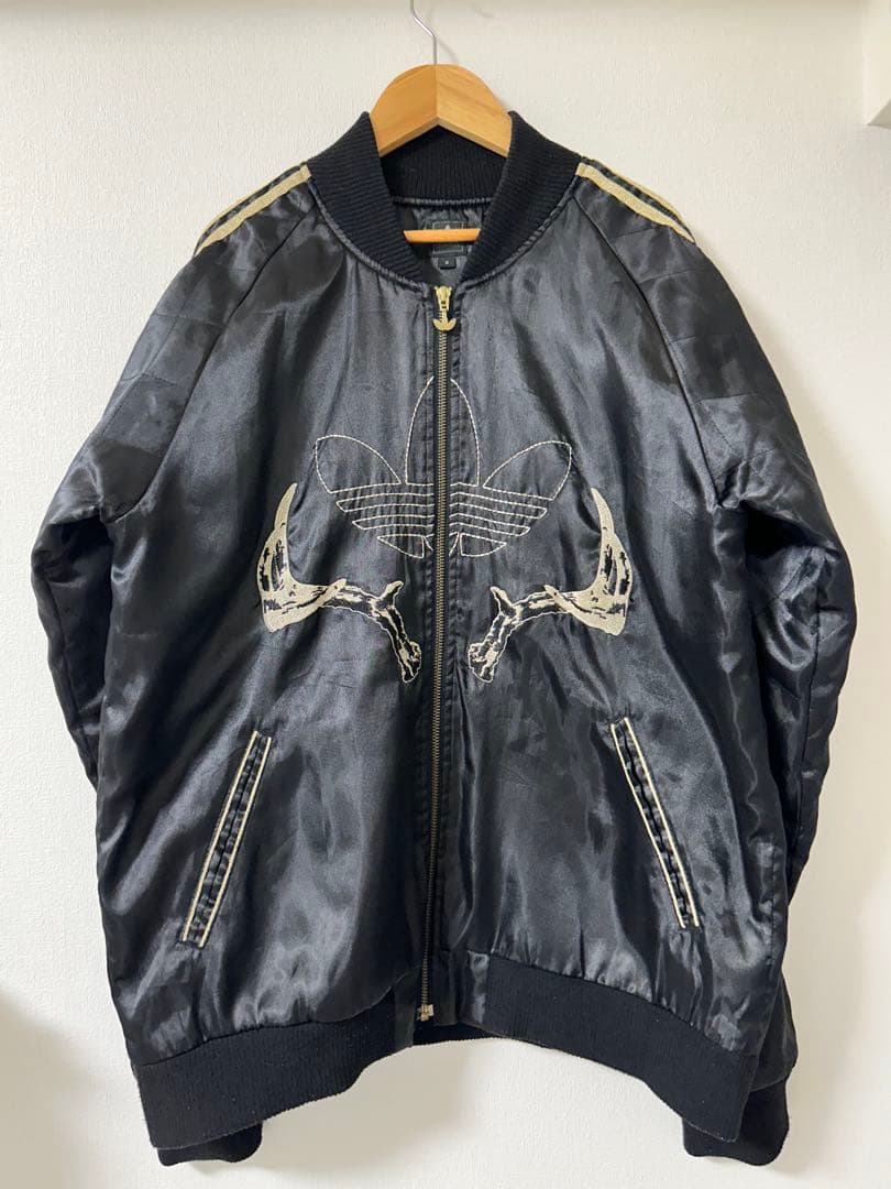 アディダス オリジナルス スカルボーン スカジャン 黒×金 XL