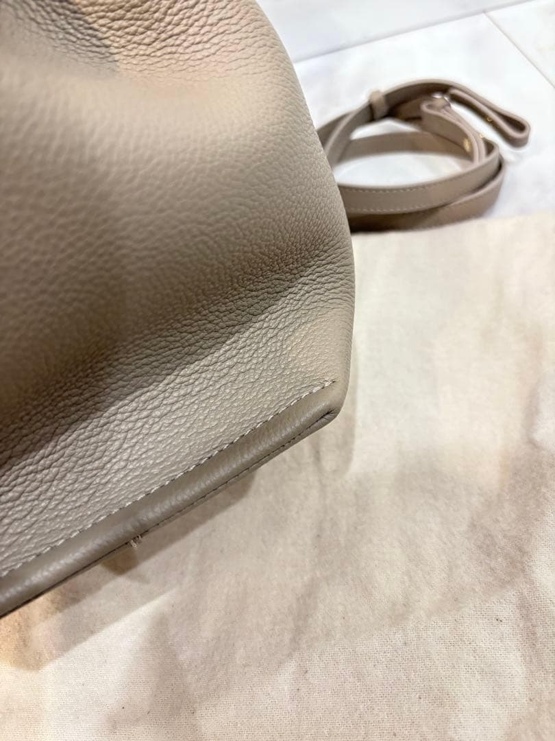 polene Numero Neuf Mini グレー ショルダーバッグ