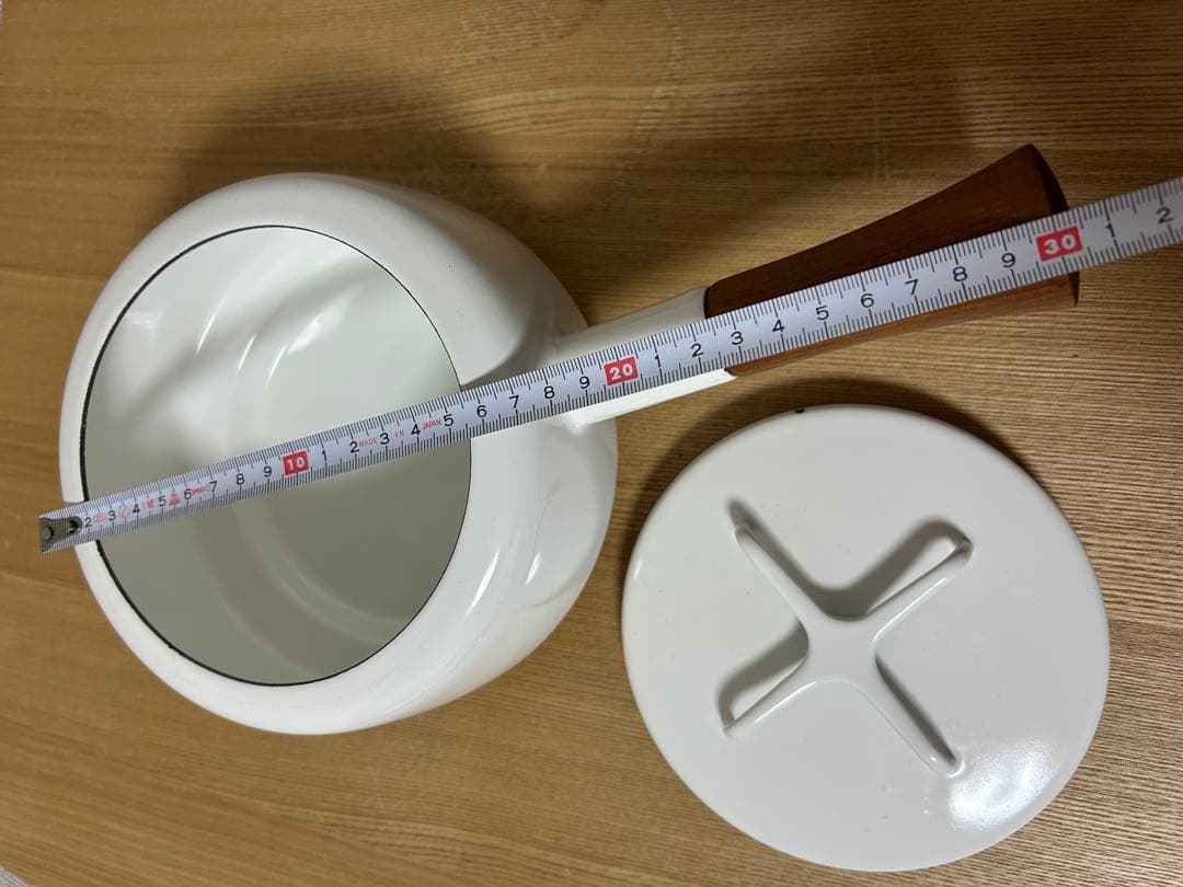 ダンスク　ホーロー　両手鍋、片手鍋のセット　　ホワイト