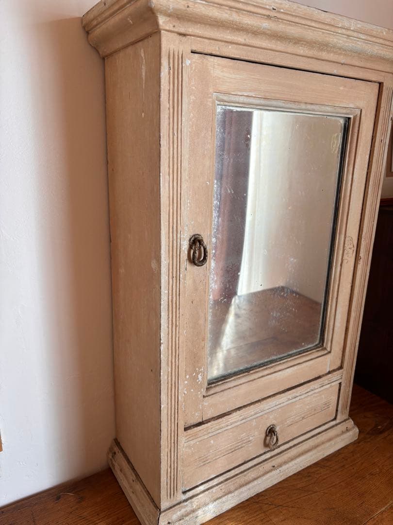 フランス　ブロカント　木製キャビネット 鏡付き　アンティーク
