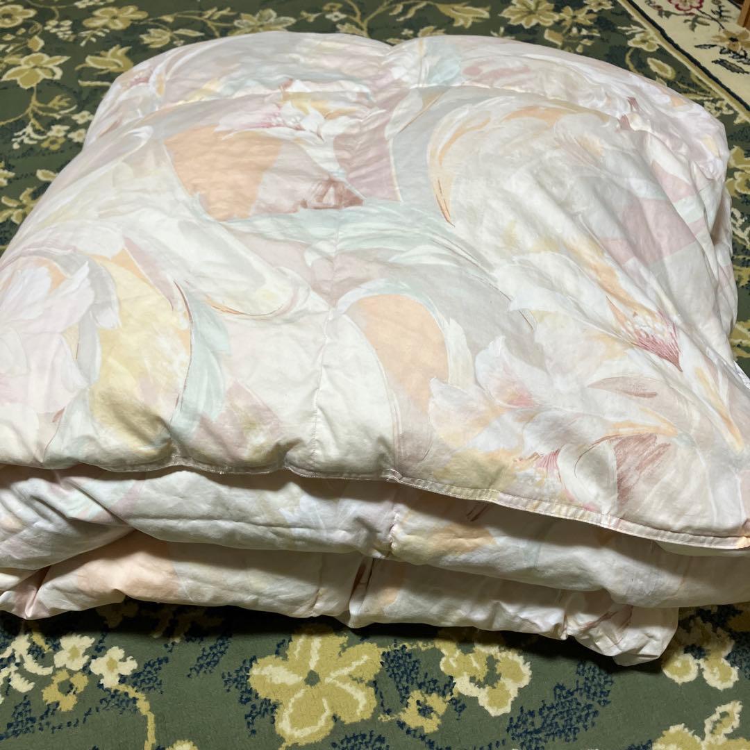 大垣リビングのSUITTO 羽毛掛け布団　ローランサン　シングル