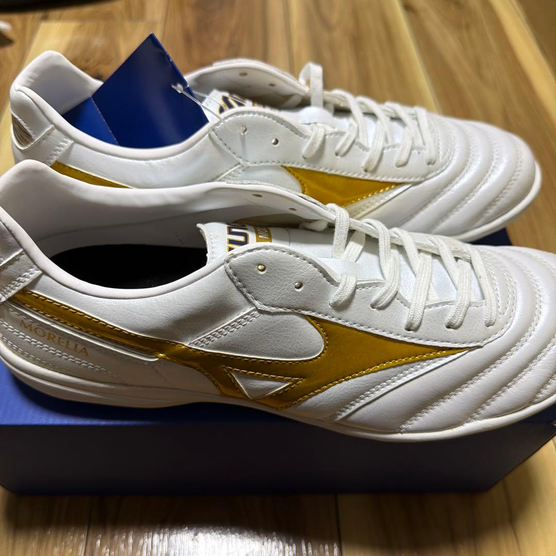 モレリアTF（ホワイト＆ゴールド）27.0