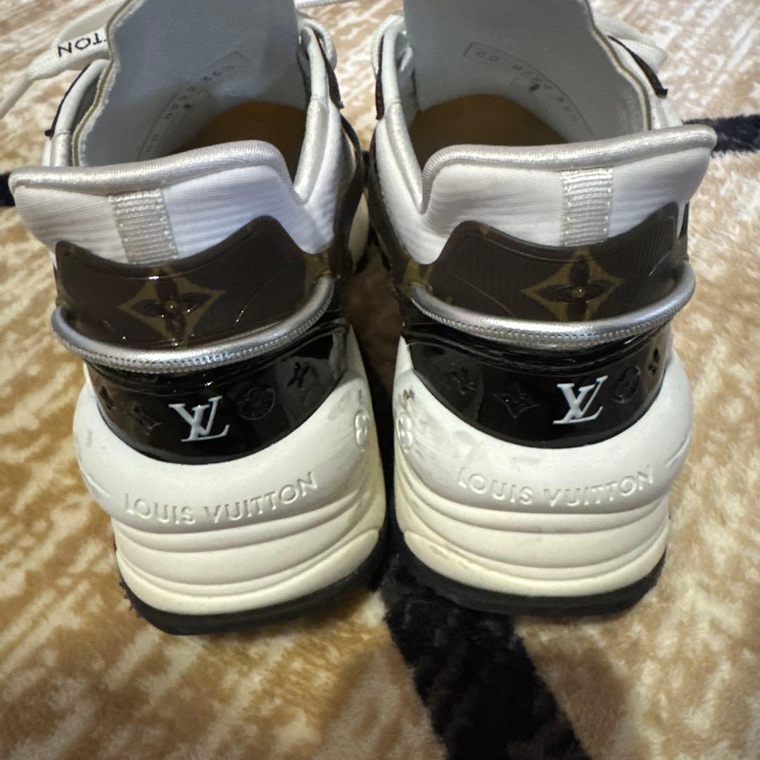 LOUIS VUITTON スニーカー ホワイト/ブラック