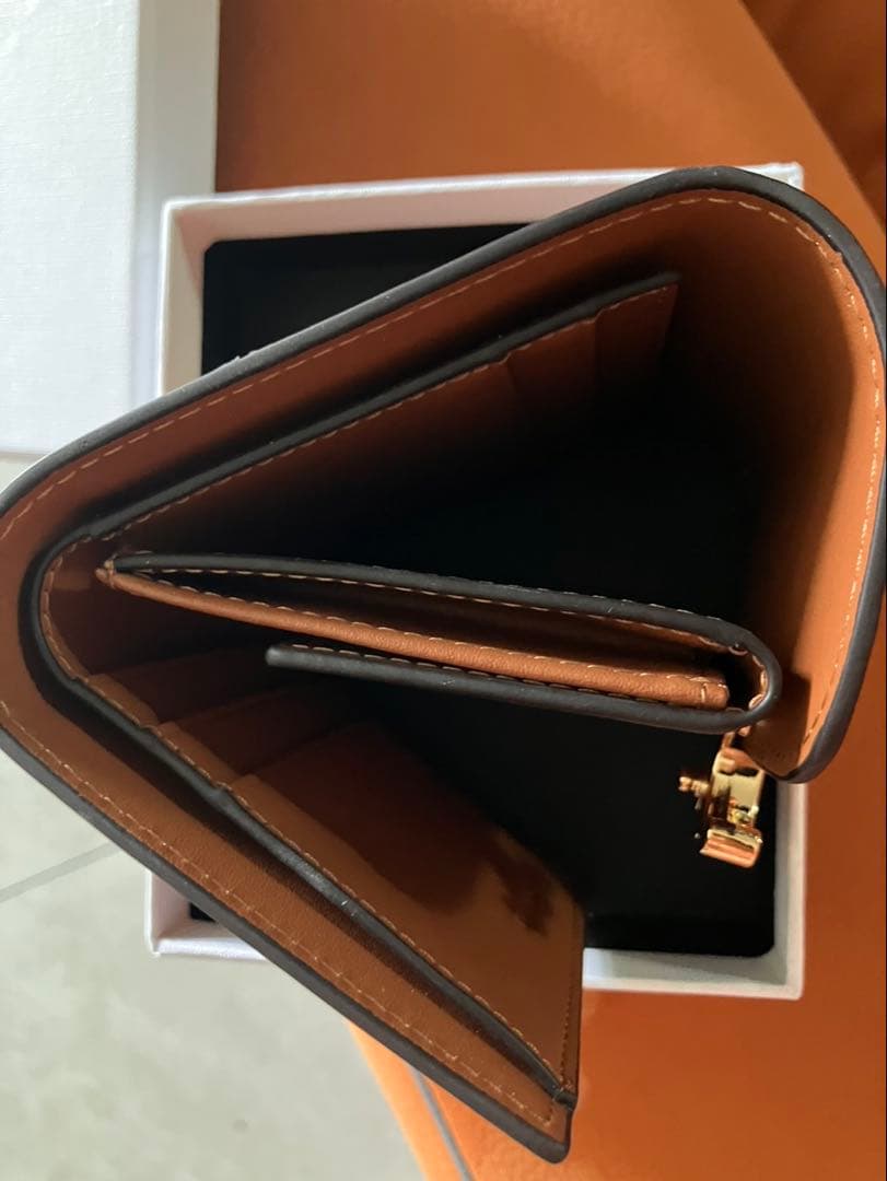 セリーヌトリオン　レザー　三つ折り財布