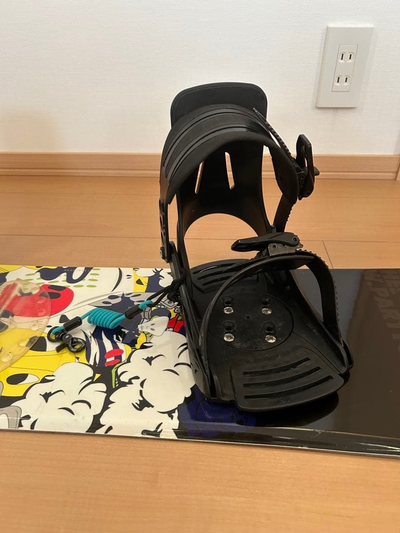 PARTY ON THE  スノーボード ビンディング付き 140cm