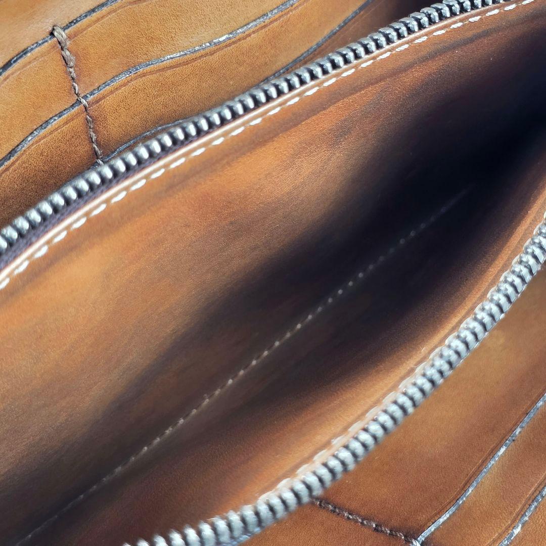 美品 ベルルッティ Berluti カリグラフィ ラウンドファスナー 長財布