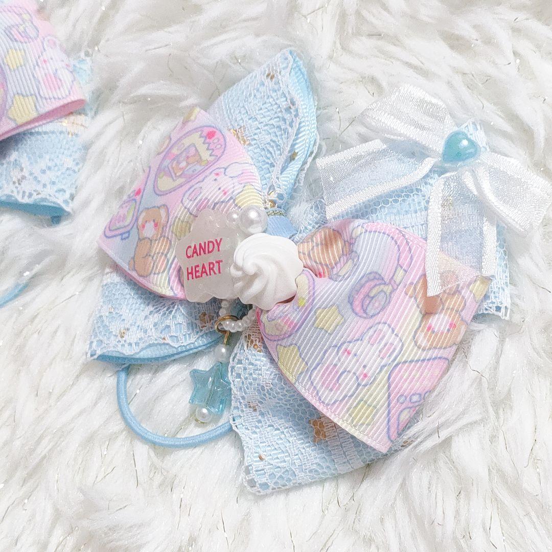 ハンドメイド★キッズリボン★水色★大きめ★揺れるチャーム付き★お出かけに