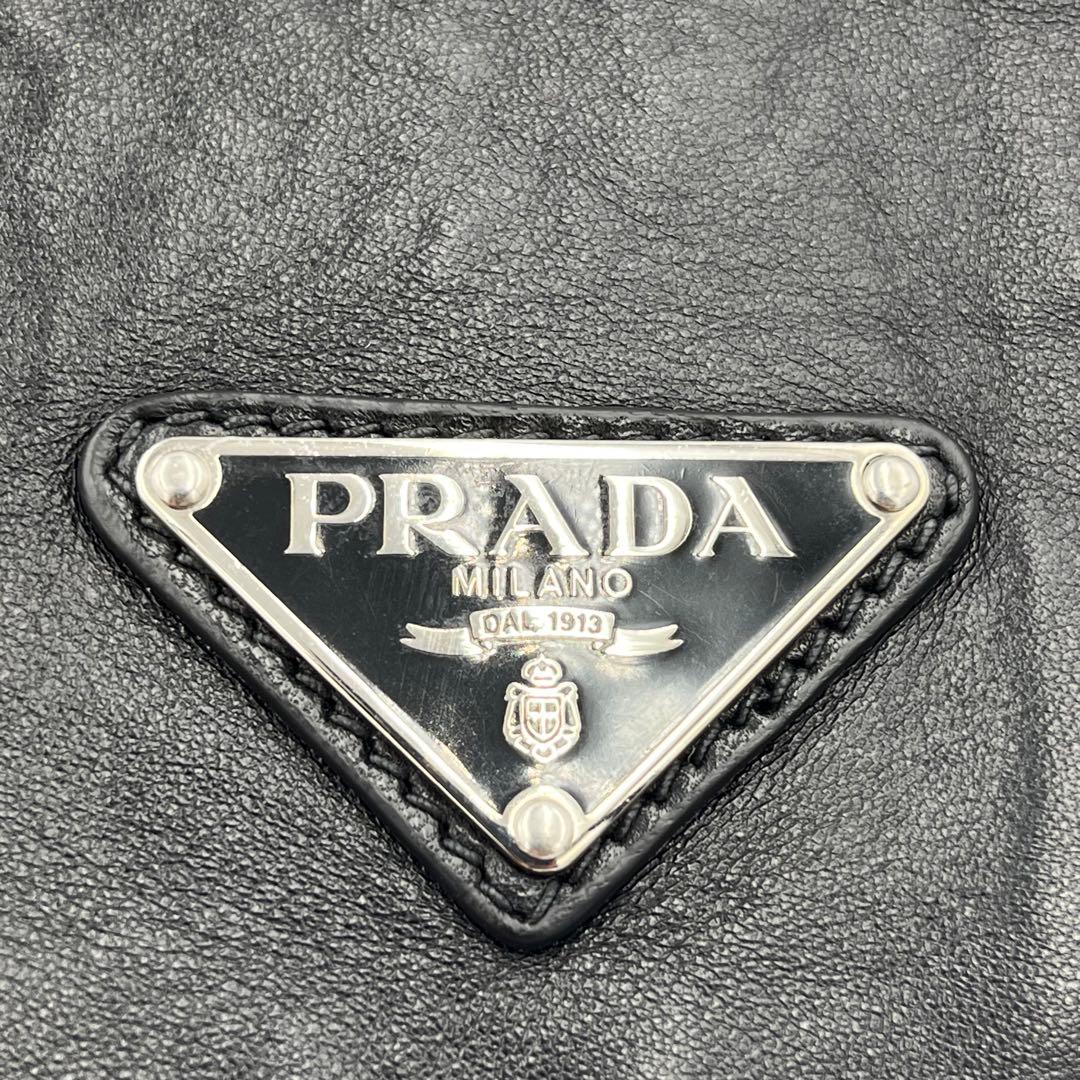 【極美品】PRADA メッセンジャーバッグ　ラムレザー　三角ロゴ　希少アイテム