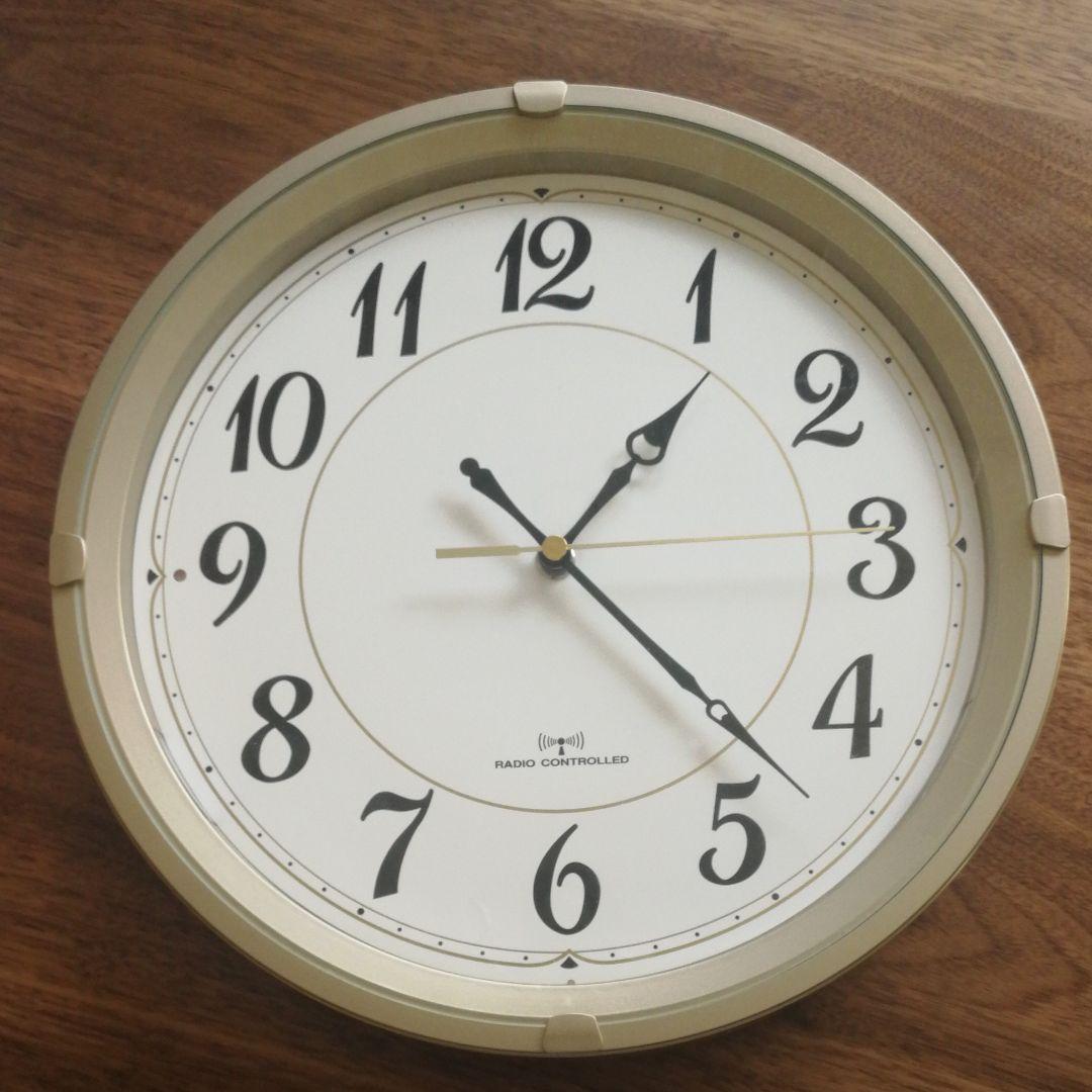 壁掛け時計　電波時計