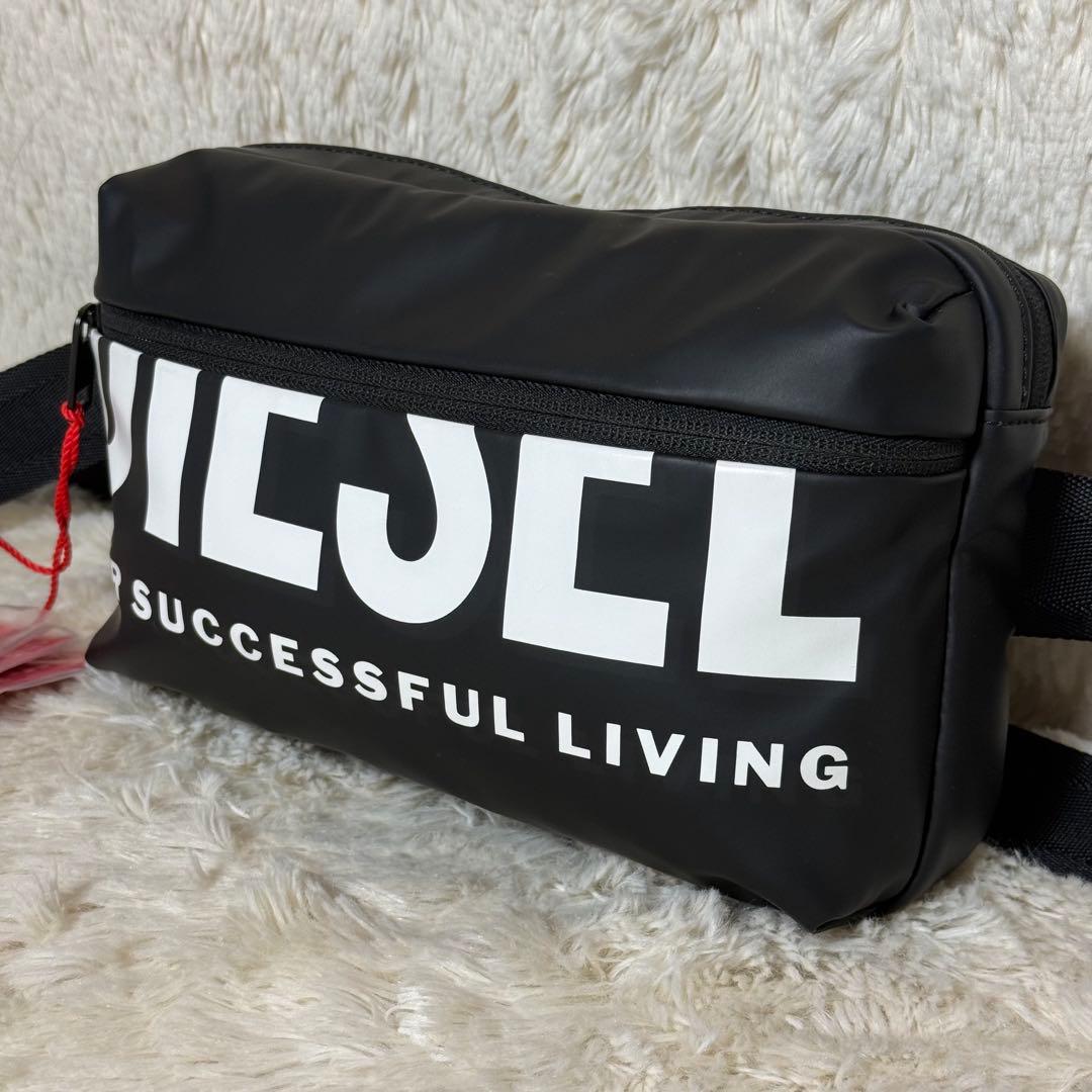 未使用 DIESEL ディーゼル ボディーバック 黒 ブラック
