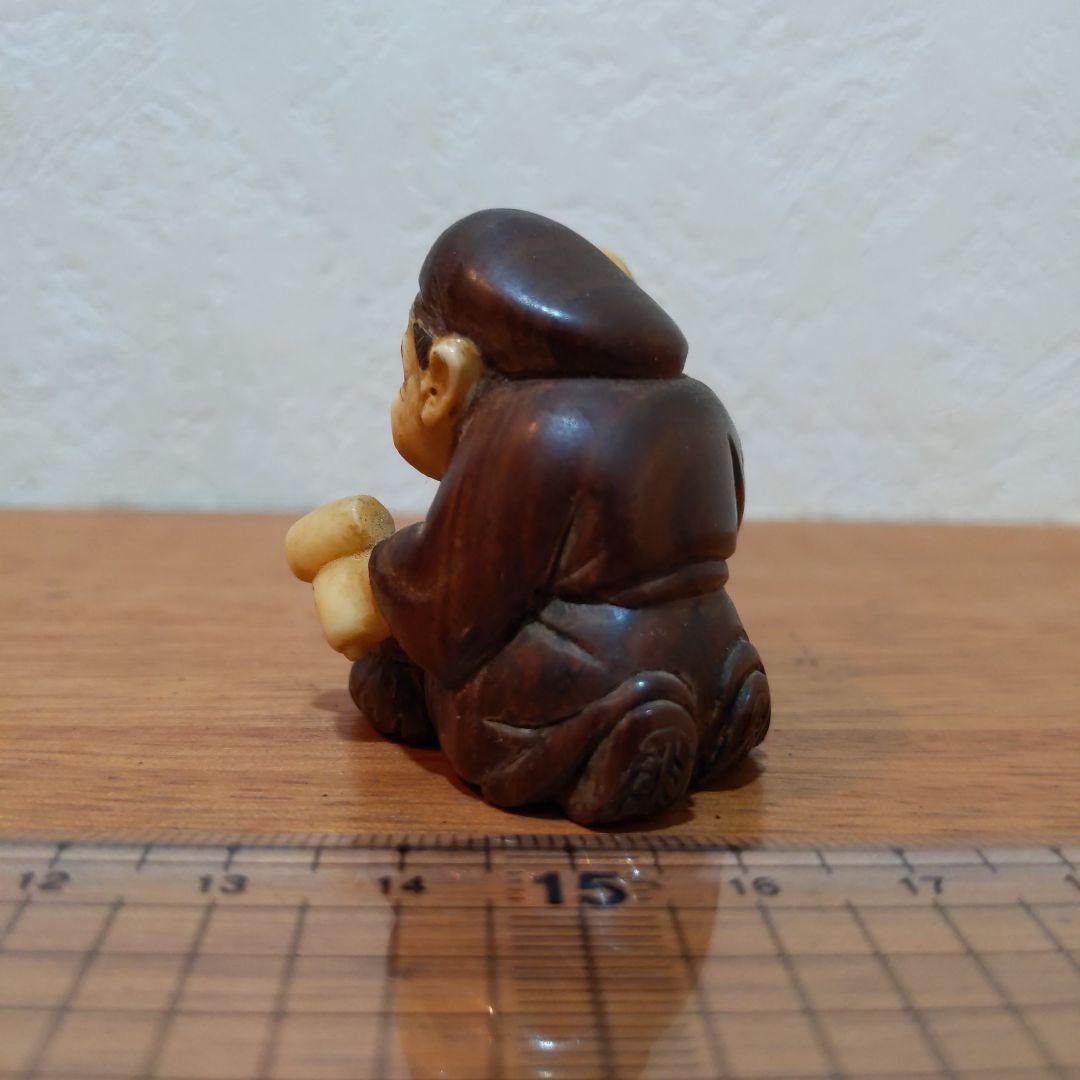 時代提物 縁起物置根付 木彫り×天然素材 【大黒様と猿】高約4.1cm 重34ｇ