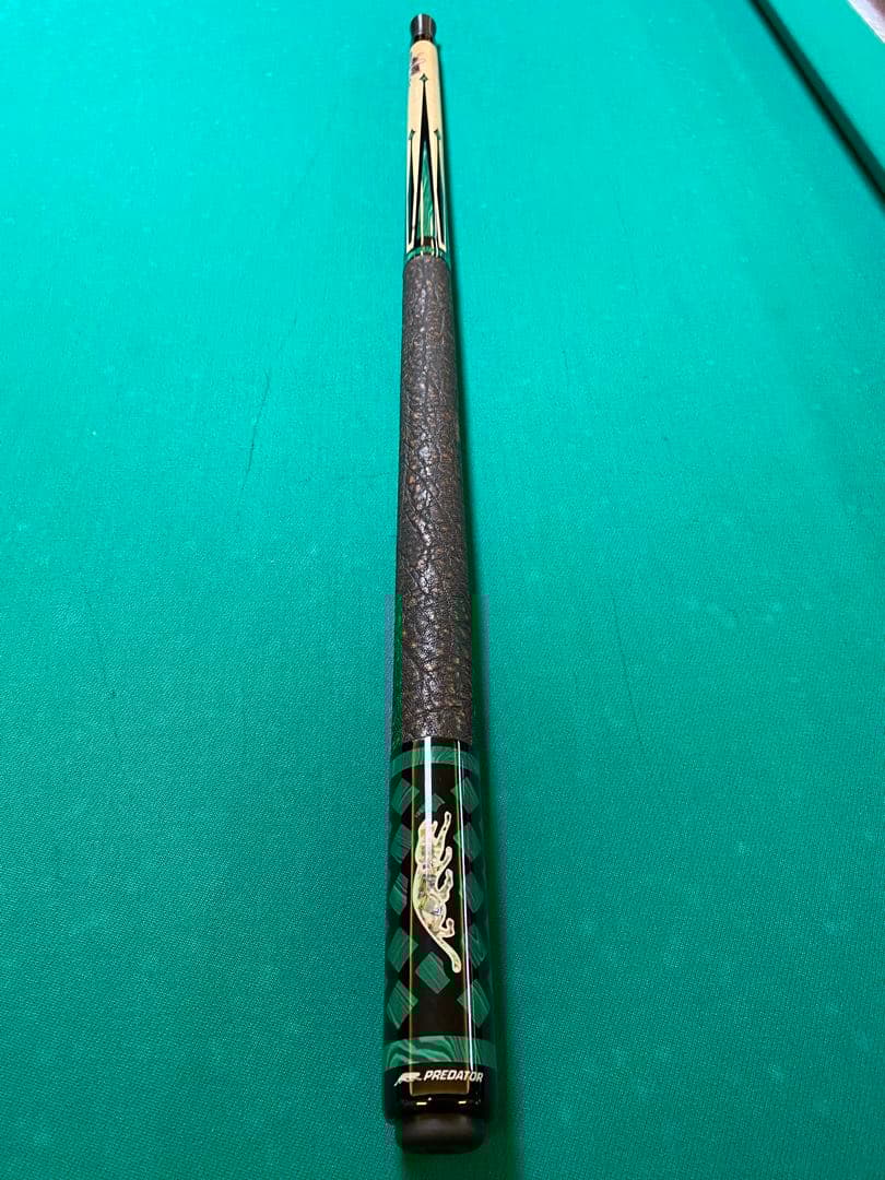 Predator & Jacoby cues ビリヤードキュー