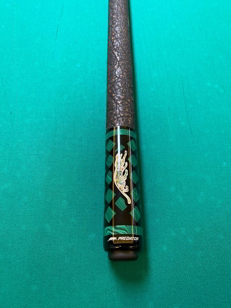 Predator & Jacoby cues ビリヤードキュー