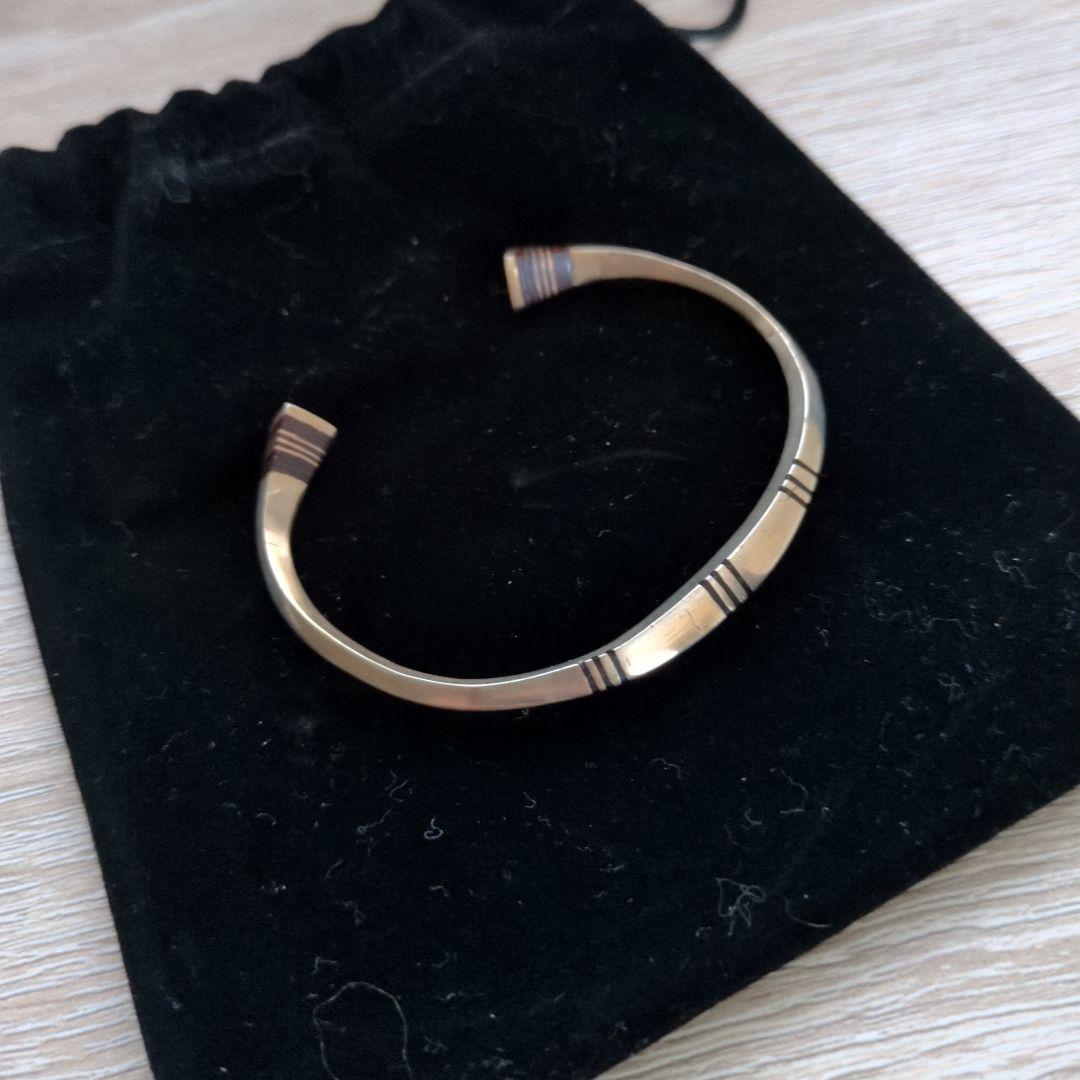 トゥアレグシルバー　エボニーバングル