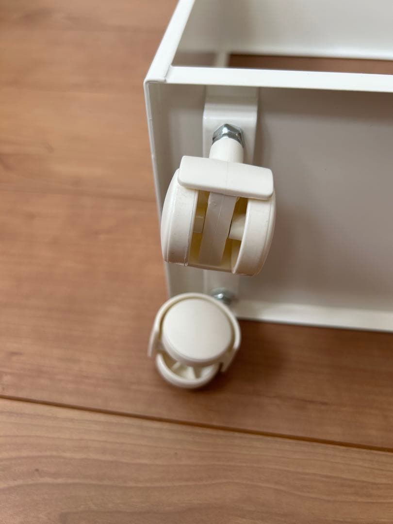 山崎実業　ハンドル付きスリムワゴン　タワー　ホワイト