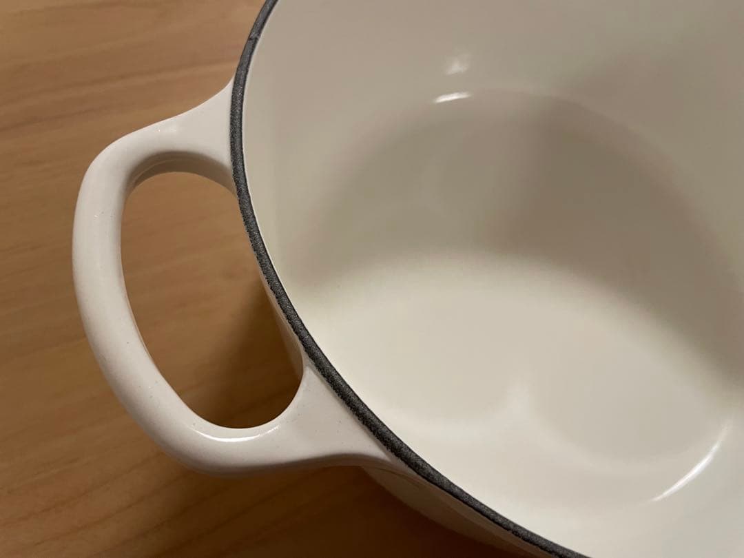 ル・クルーゼ　シグニチャーココットロンド　ホワイト22㎝