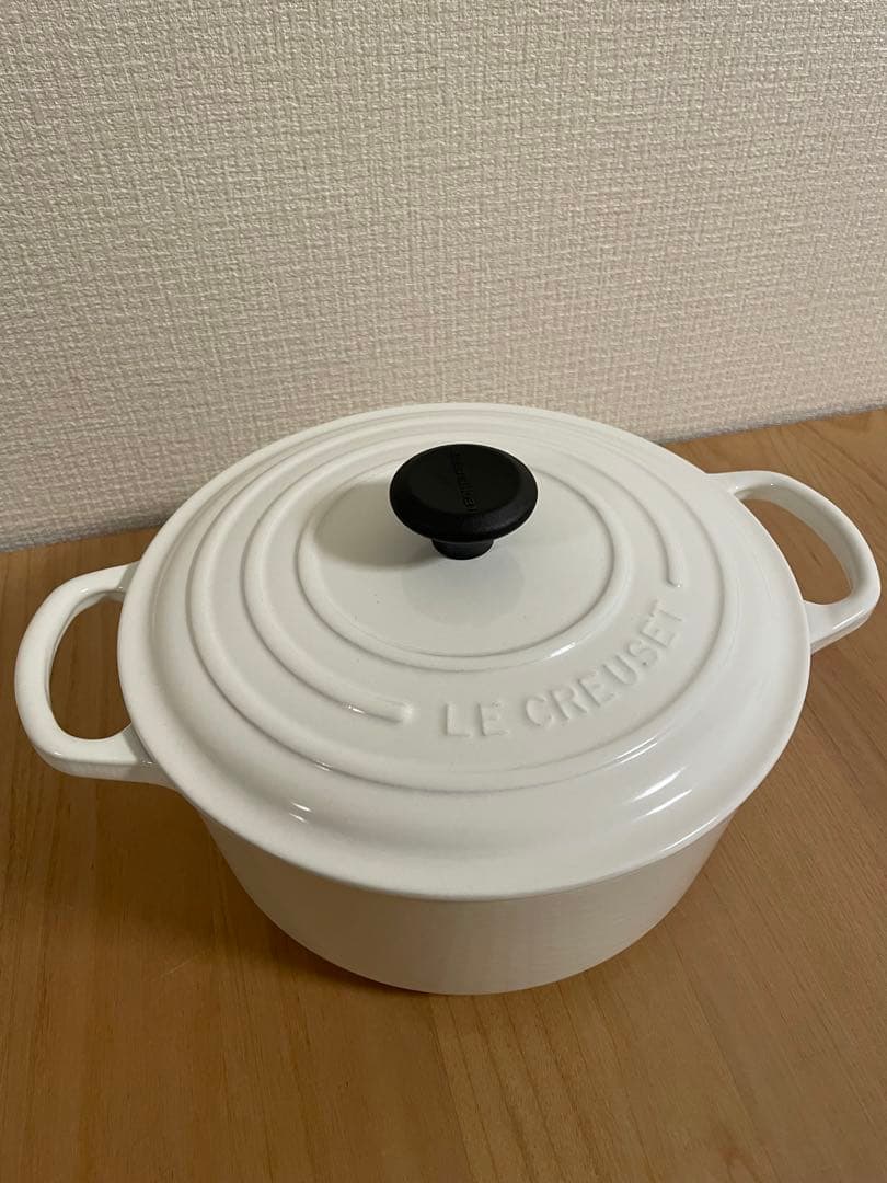 ル・クルーゼ　シグニチャーココットロンド　ホワイト22㎝