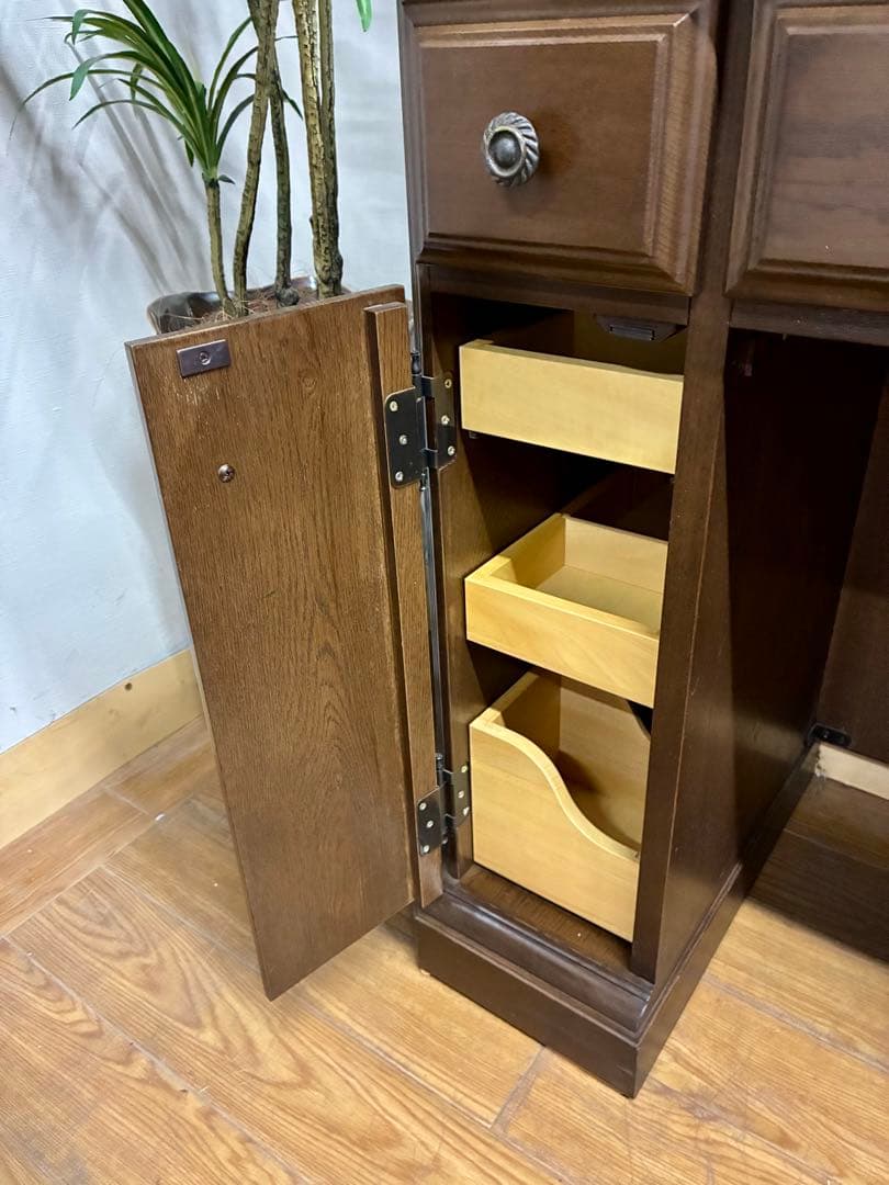 みくり☆管365☆カリモク☆最高峰ドマーニ☆クィーンズライフ☆ドレッサー