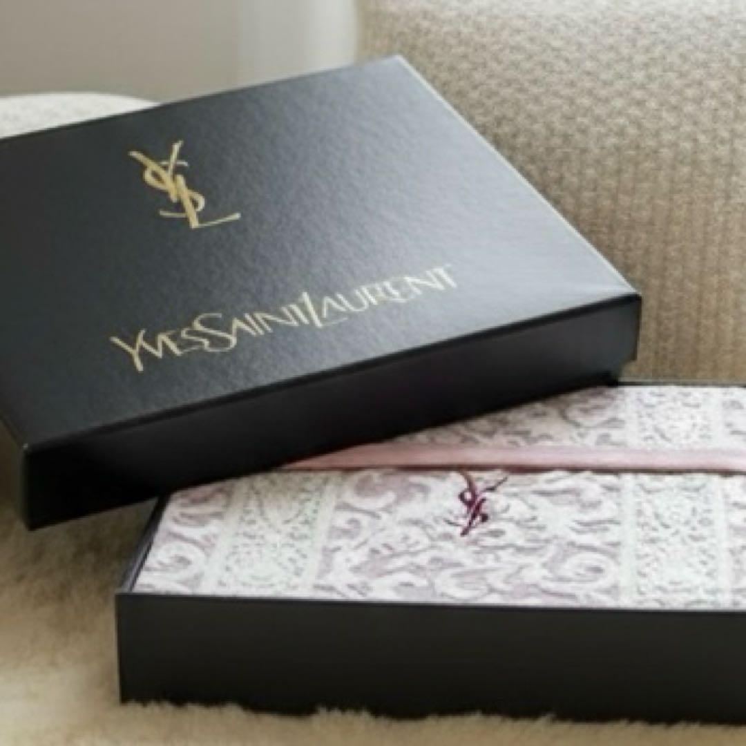☆新品箱入り【イヴ・サンローラン】毛布・ブランケット/ピンク/YSL/シングル