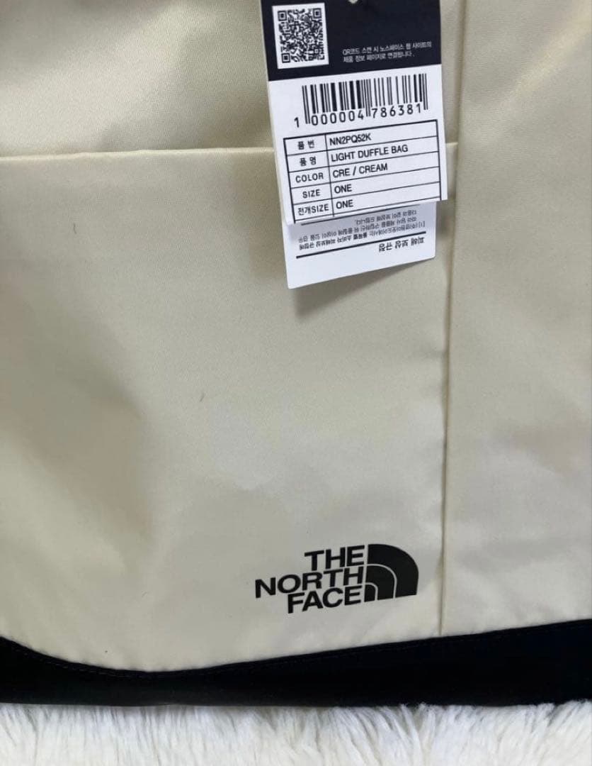 the North face 軽量ボストンバッグ トラベルバッグ ダッフルバッグ