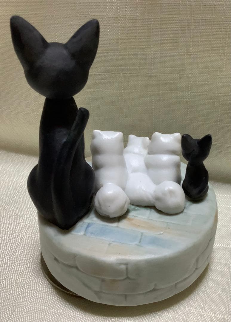 ［廃盤品・レア］ジブリ　魔女の宅急便のジジ一家　ジジと子猫たち　オルゴール